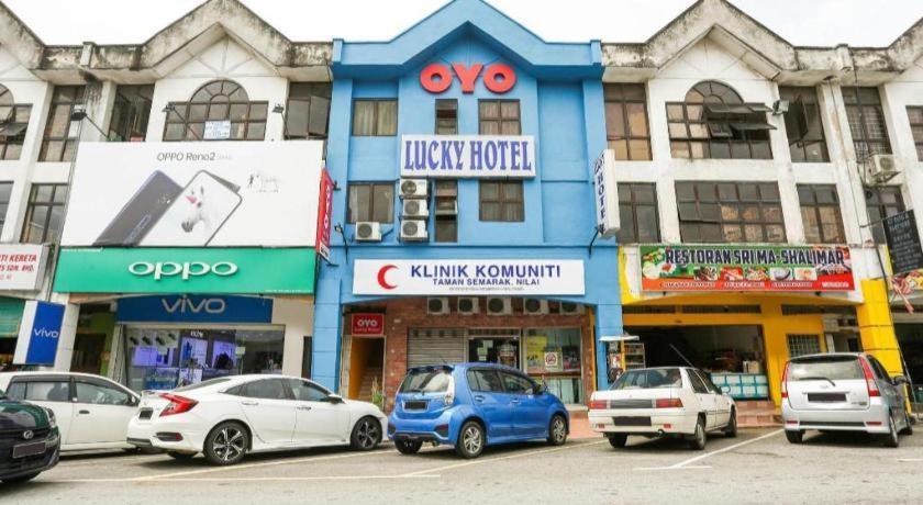 Oyo 89406 Lucky Budget Hotel Nilai Eksteriør billede