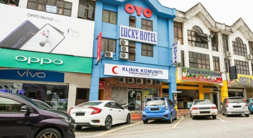 Oyo 89406 Lucky Budget Hotel Nilai Eksteriør billede
